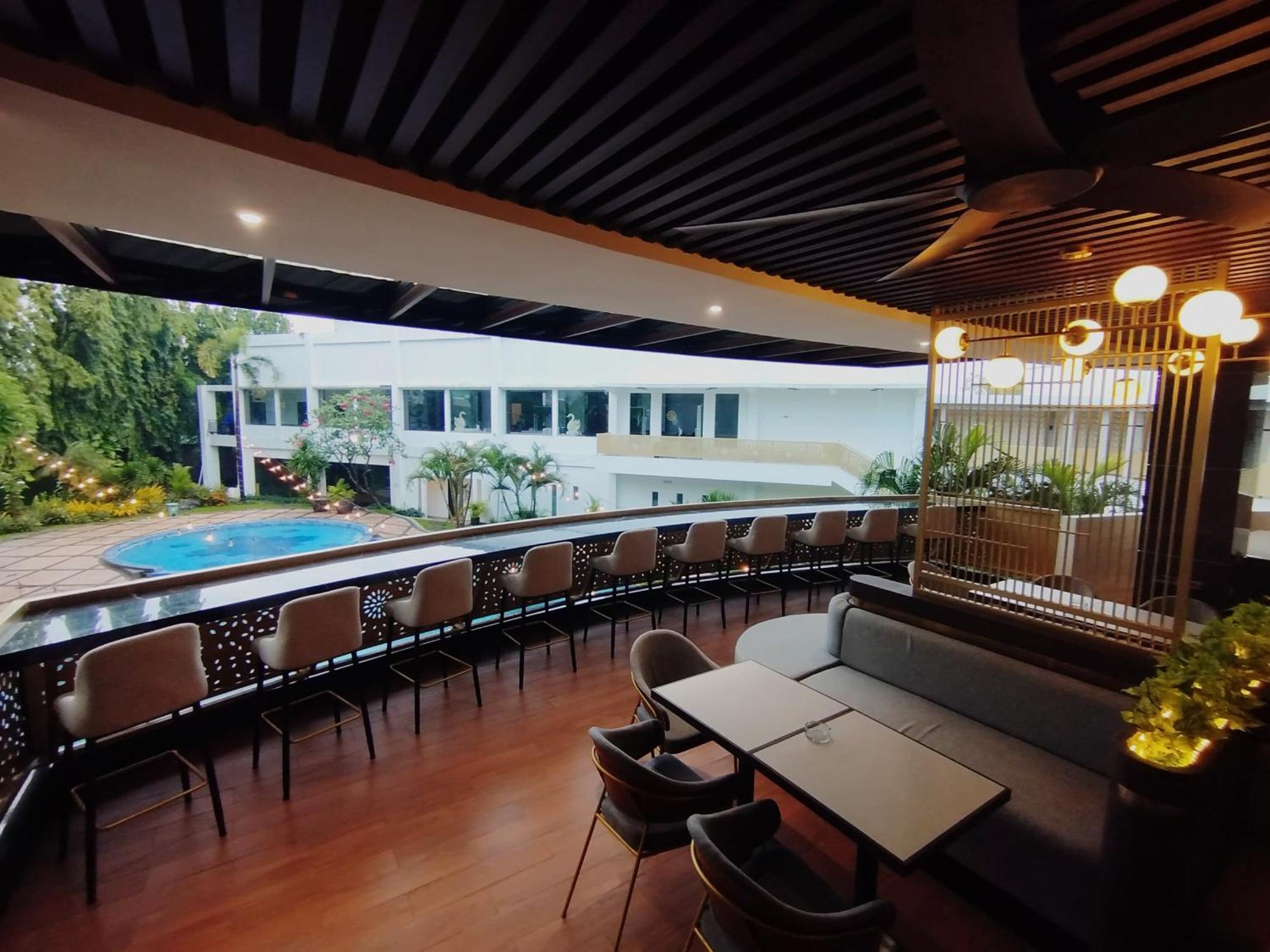 The Sun Hotel Sidoarjo Luaran gambar