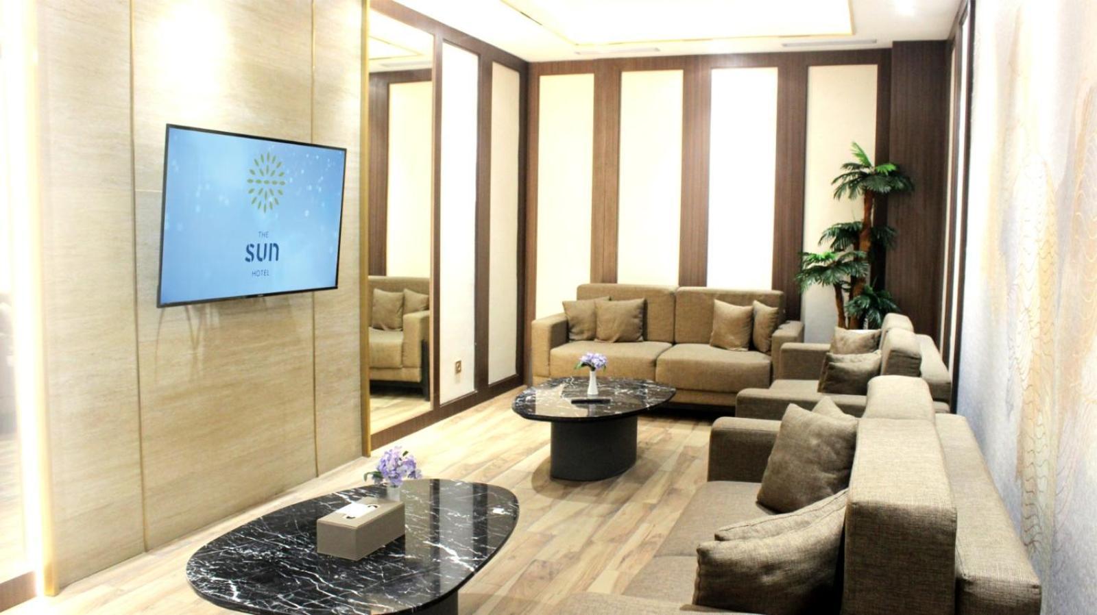 The Sun Hotel Sidoarjo Luaran gambar
