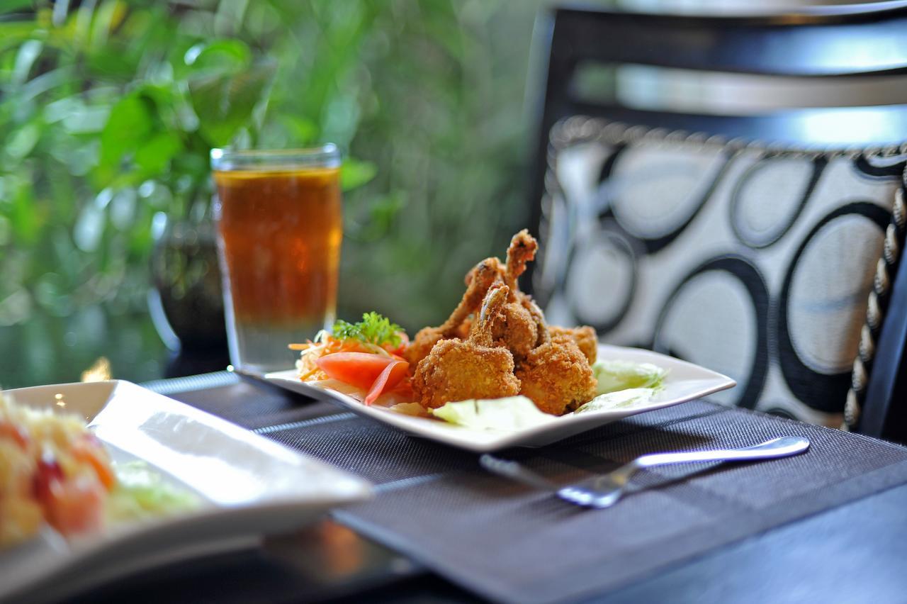 The Sun Hotel Sidoarjo Luaran gambar