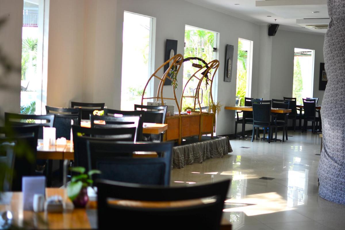 The Sun Hotel Sidoarjo Luaran gambar