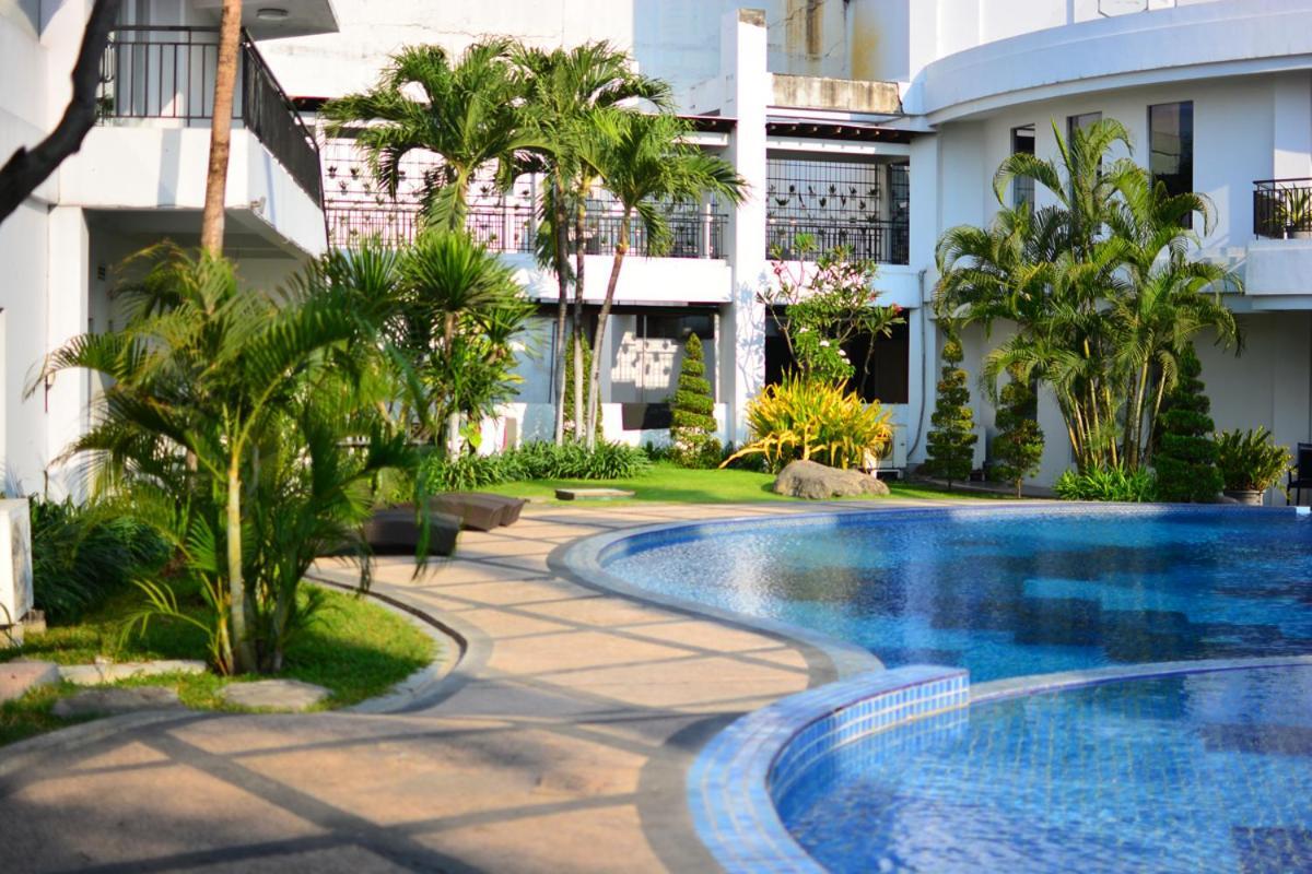 The Sun Hotel Sidoarjo Luaran gambar
