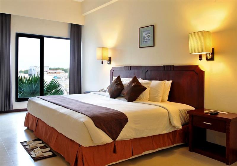 The Sun Hotel Sidoarjo Luaran gambar