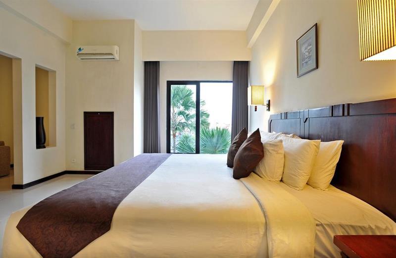 The Sun Hotel Sidoarjo Luaran gambar