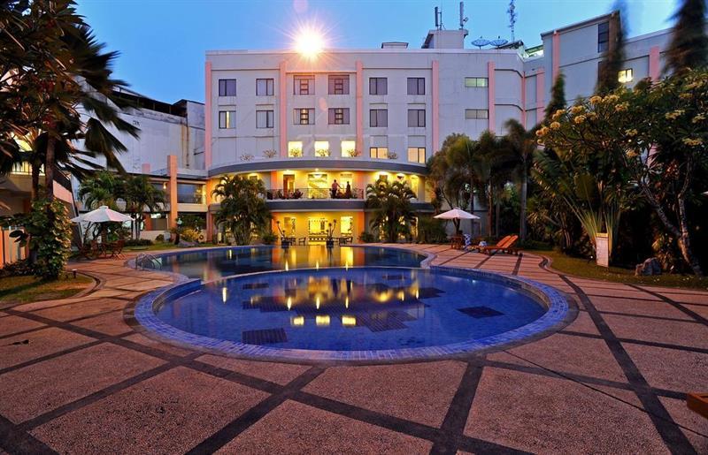 The Sun Hotel Sidoarjo Luaran gambar